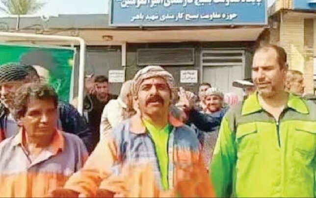 تجمع کارگران شهرداری

 مقابل فرمانداری ماهشهر