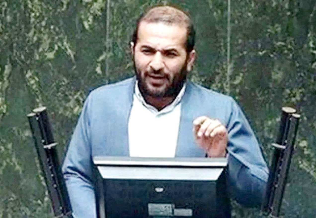 آقای رئیس‌جمهور! شما را سرگرم سفرها و همایش‌ها کرده‌اند