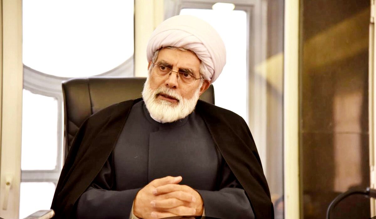 رئیسی یک بار دیگر به سخنرانی‌های تبلیغاتی خود گوش دهد