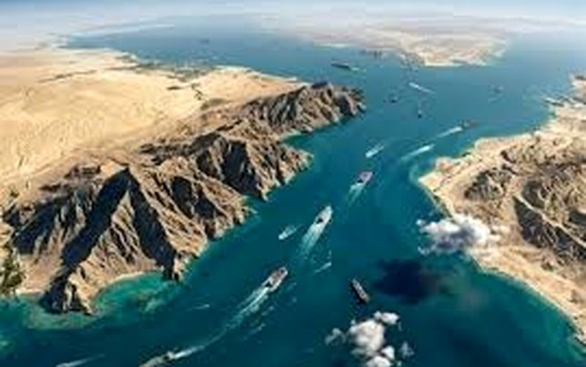 
هر تردد و عدم تردد در 
تنگه هرمز تحت کنترل ماست 