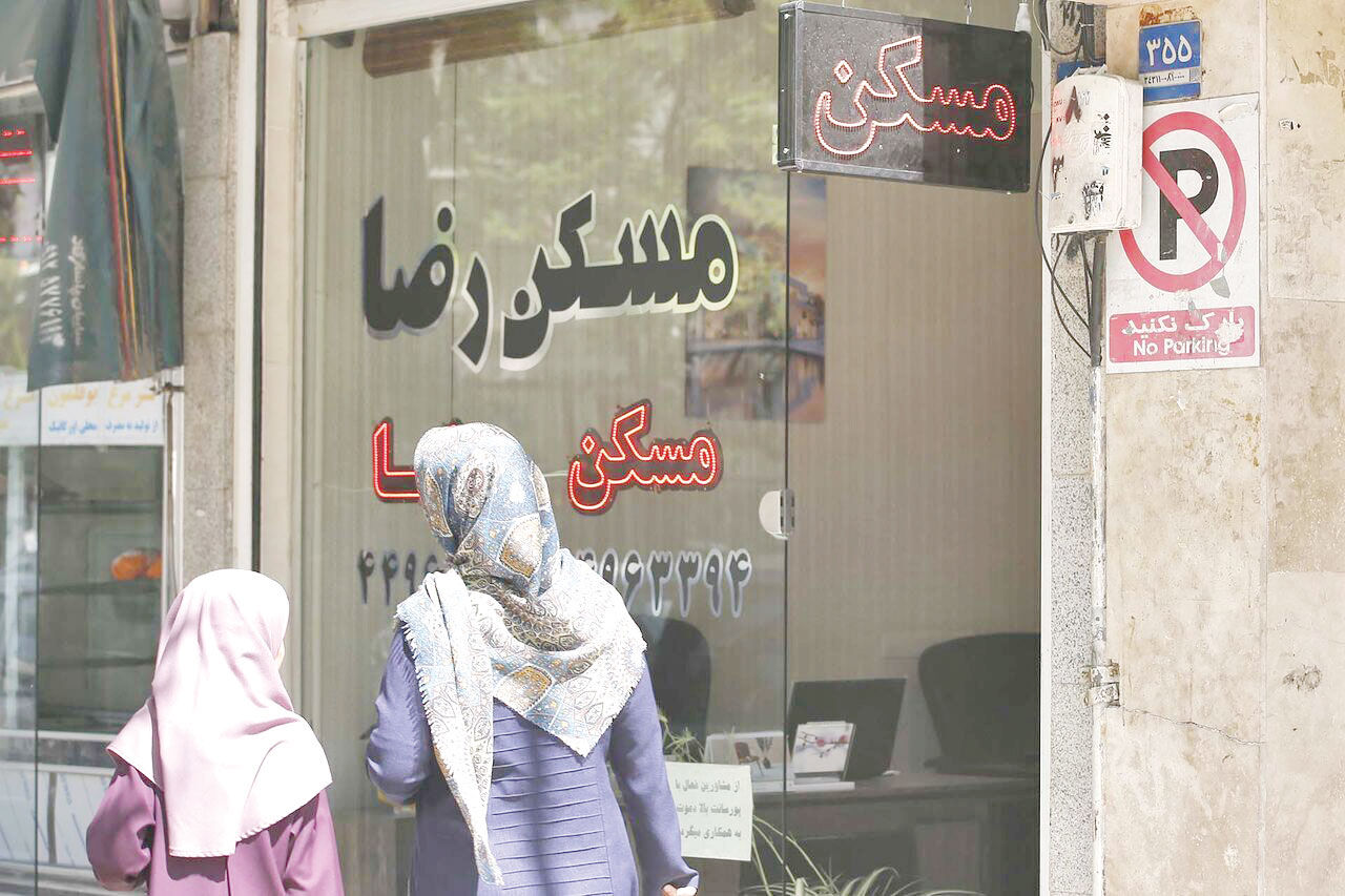 
اکثر معاملات برای رهن و اجاره است، نه خرید مسکن