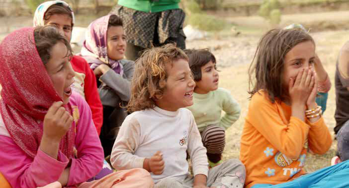 با کنوانسیون  جهانی حقوق کودک  فاصله  زیادی  داریم