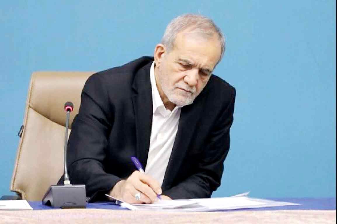 
با جدیت مسیر دیپلماسی را دنبال می‌کنیم