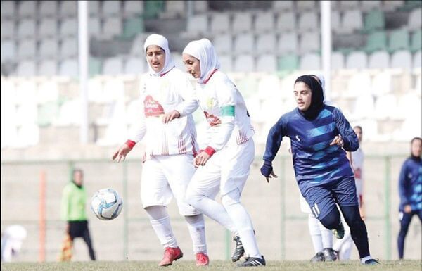 ورود به لیگ بانوان