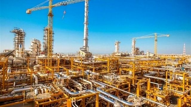 
پالایشگاه فاز ۱۴ پارس جنوبی به بهره‌برداری رسید