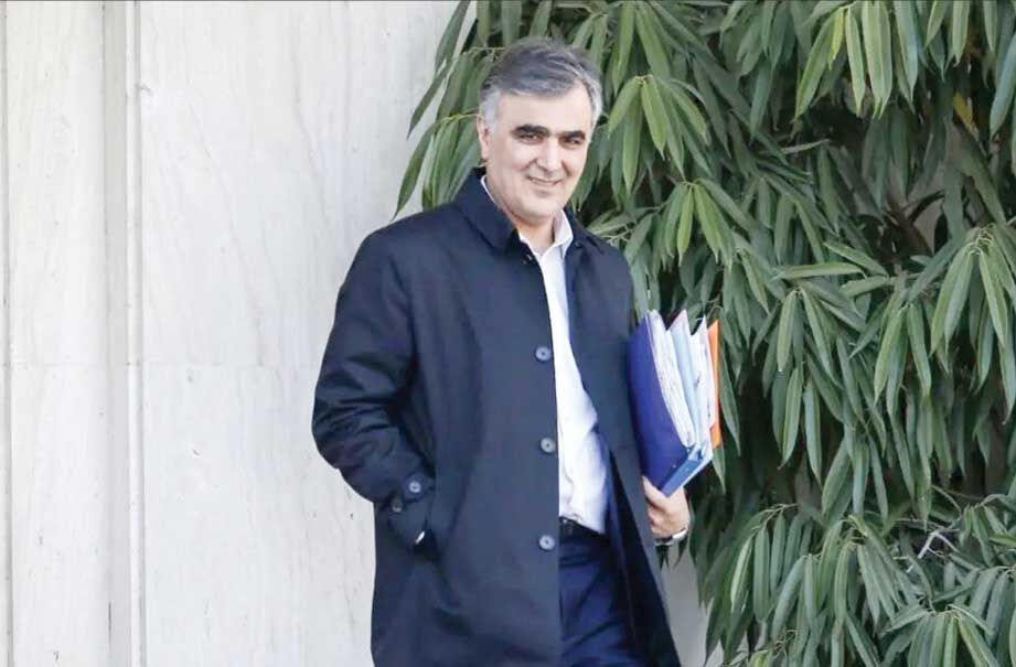 
ناتوانی کشور در مدیریت بازار ارز و کالا، شایعه و برای ایجاد ترس است