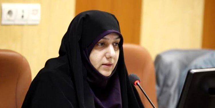 عضو شورای شهر تهران

این بار با پسرش خبرساز شد