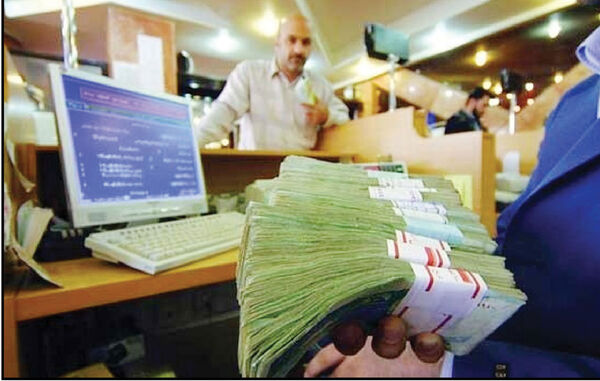 برخی بانک‌ها از بنگاه‌داری فراتر رفته و دلال شده‌اند