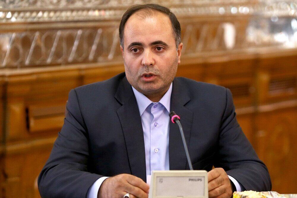 نوری، نماینده مجلس: 

در انتخابات شاهد دو قطبی «ادامه» یا «تغییر» وضع موجود هستیم