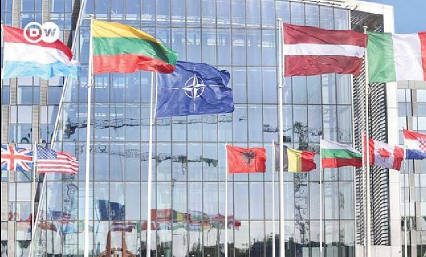 

 بررسی تعلیق اسپانیا از ناتو 

در رابطه با موضع‌گیری در جنگ ایران