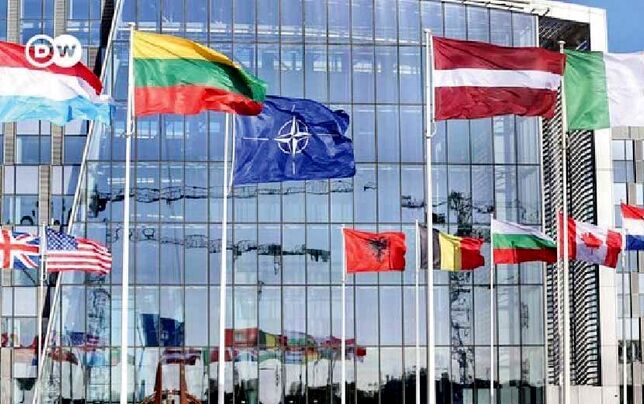 

 بررسی تعلیق اسپانیا از ناتو 

در رابطه با موضع‌گیری در جنگ ایران
