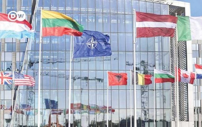 

 بررسی تعلیق اسپانیا از ناتو 

در رابطه با موضع‌گیری در جنگ ایران