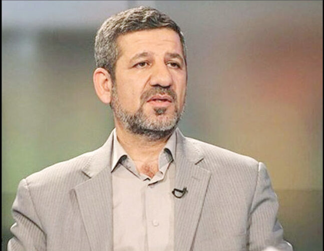 پروژه تندروها جامعه را به سمت استبداد می‌برد