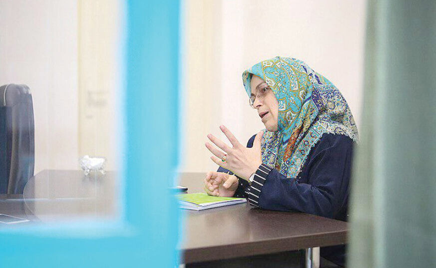 آذر منصوری جبهه اصلاحات را به کدام سمت می‌برد؛ مشارکت یا تحریم انتخابات؟