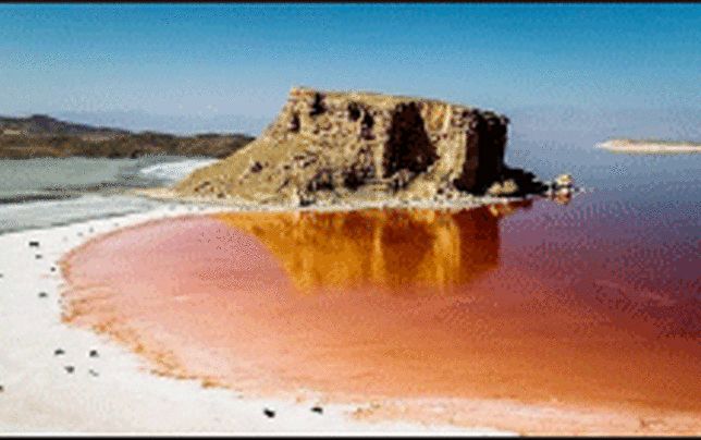 مشکل دریاچه ارومیه کاهش بارندگی نیست
