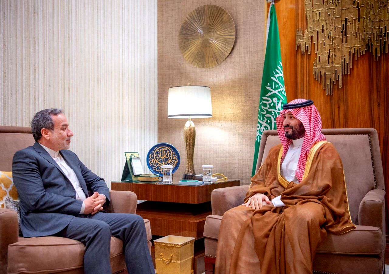 «عراقچی» با «بن‌سلمان» دیدار کرد