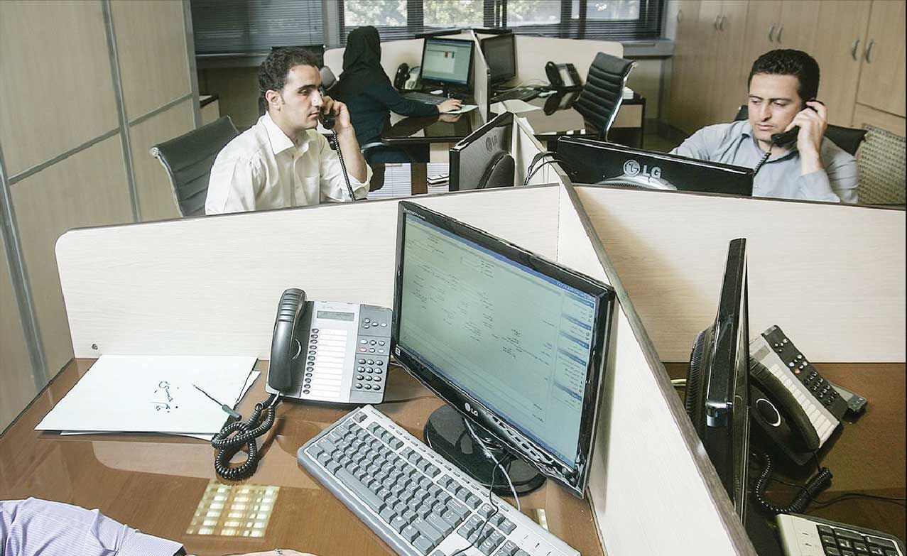 پیش‌بینی دو سناریو برای افزایش حقوق کارمندان در شرایط اضطرار