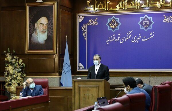 
رأی دیوان در خصوص پرونده «عیسی شریفی» صادر نشده است 