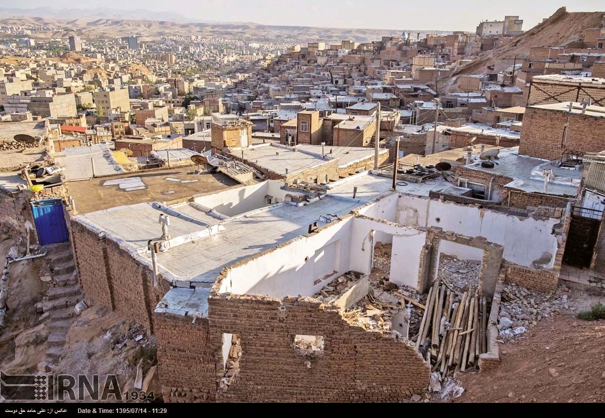 


قیمت هر متر زمین در حاشیه تهران به ۳۰ میلیون تومان رسید
