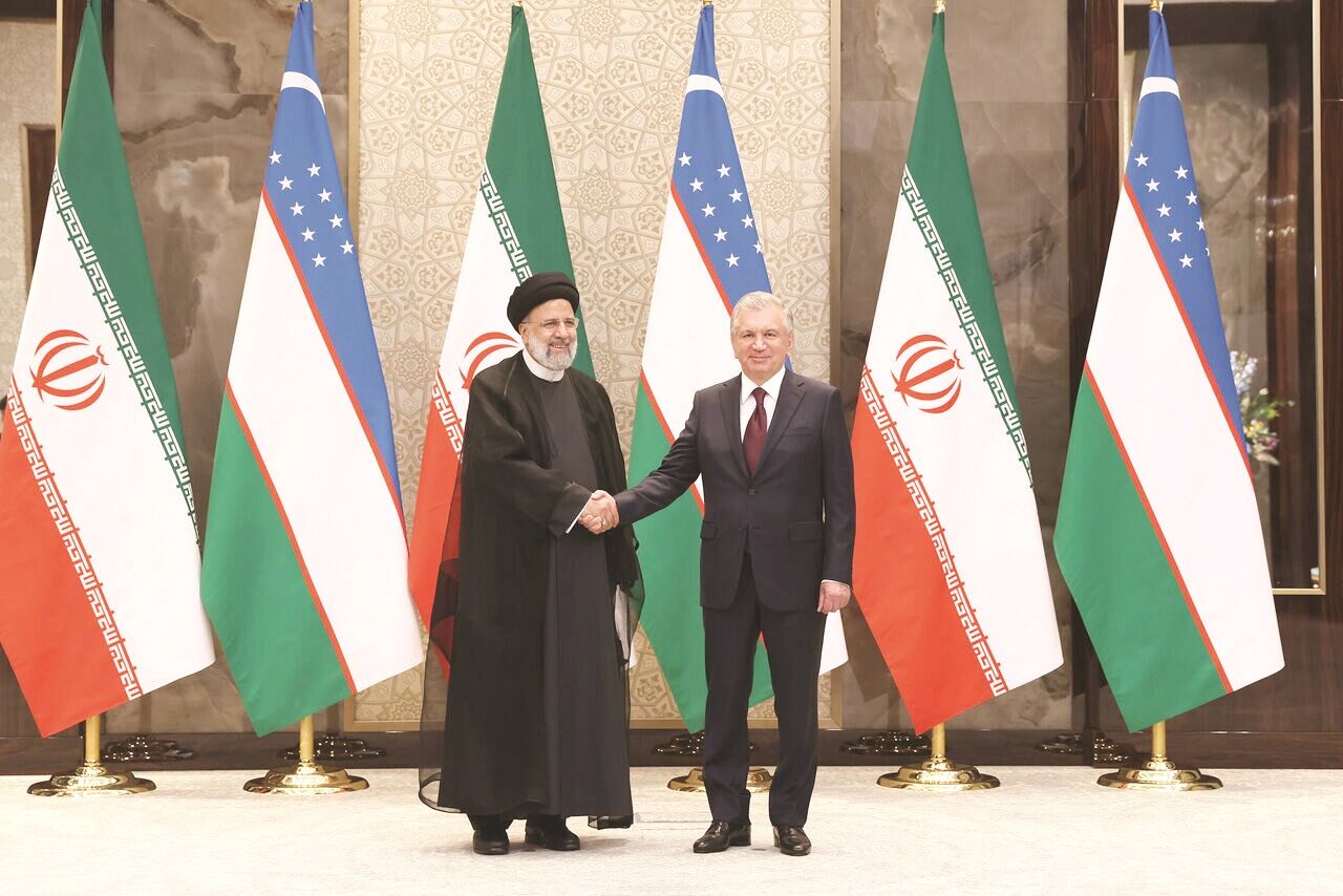 

تهران و تاشکند ۱۷ سند همکاری امضا کردند
