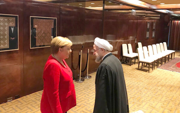 نخستین دیدار صدر اعظم آلمان  با رئیس جمهوری