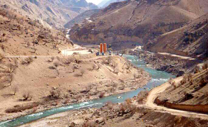 
کسب سود به قیمت آوارگی مردم و تخریب طبیعت