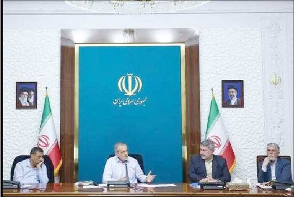 
عیب و ایراد ما را بگویید تا برای رفع و اصلاحش بکوشیم