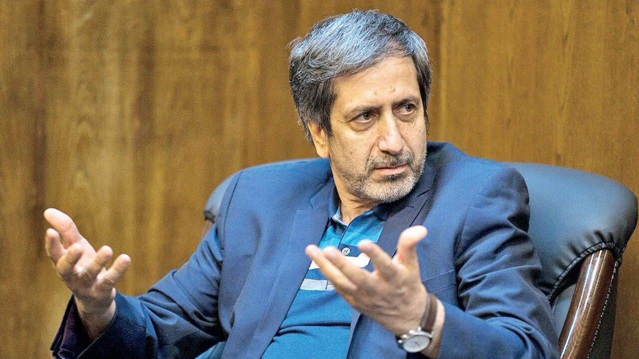 
دولت از ادعای منجی بودن دست بردارد