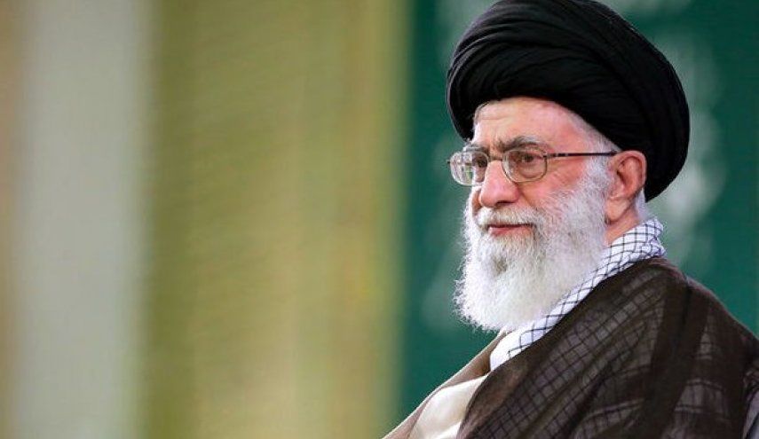 رهبر انقلاب: شهدا نیازی به اغراق ندارند