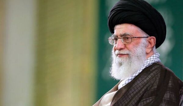 رهبر انقلاب: شهدا نیازی به اغراق ندارند