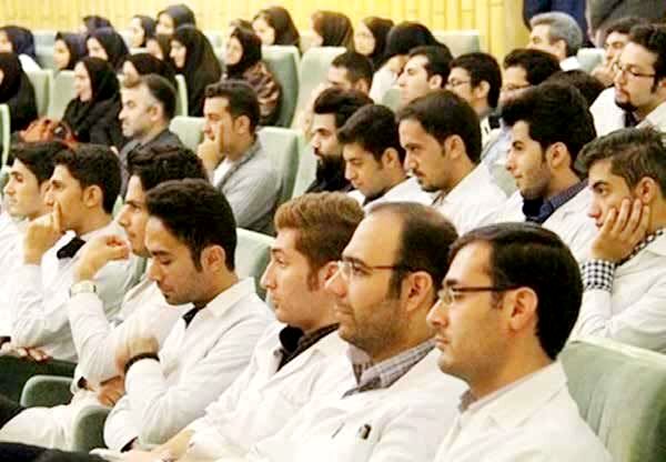 شائبه قوی فروش سوالات در آزمون دستیاری پزشکی 1404