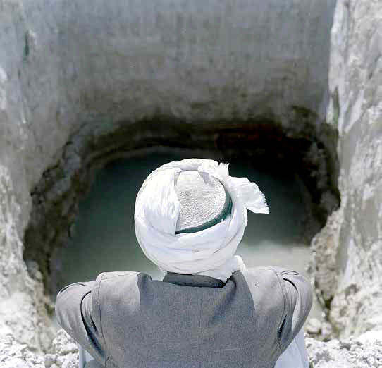 آسمان تعطیل است، ابرها خشک و خسیس