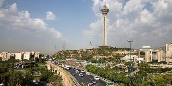 مشکلات تهران به‌خاطر پایتخت بودن آن است؟