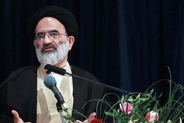 هیتلر درست گفت 

صهیونیست‌ها را تعقیب کنید و بکشید