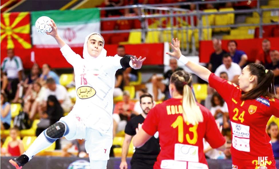 مصاف با ایسلند و سوئد 