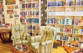 
مطالعه، بهترین راه  فراغت از فشار‌های دنیای امروز