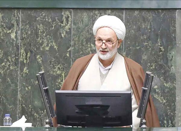 چرا طرح مهم لایحه تجمعات و راهپیمایی‌ها در دستور کار مجلس قرار نمی‌گیرد؟