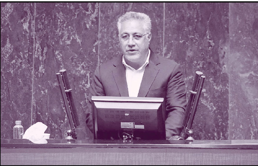 تمام نگاه‌ دولت به شرق است