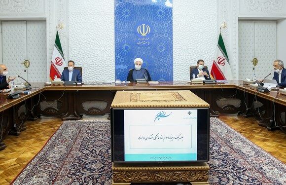 
حمایت همه‌جانبه از بازار سرمایه، سیاست اصولی و همیشگی دولت است