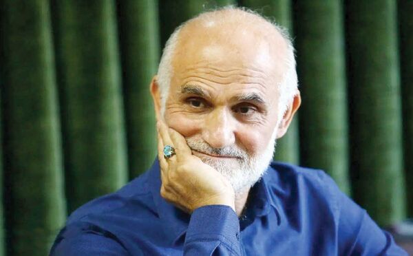 
انحراف در سیاست‌های کشور از دوره احمدی‌نژاد شروع شد