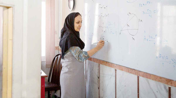 تبدیل وضعیت معلمان؛ راه‌حلی موقت، چالشی ماندگار
