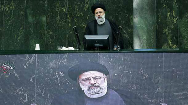 گر توانی  این گره   را  برگشای
