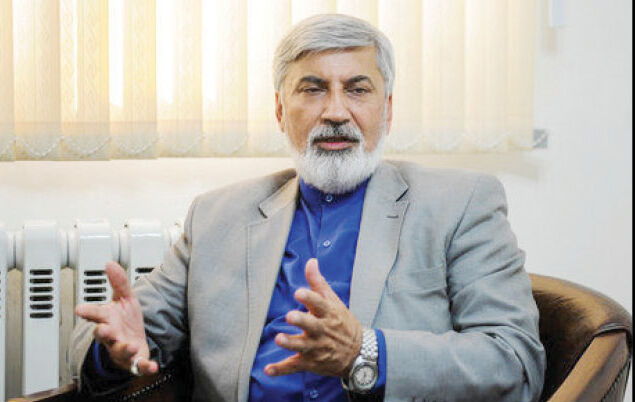 دولت هیچ کمکی به احزاب نمی‌کند