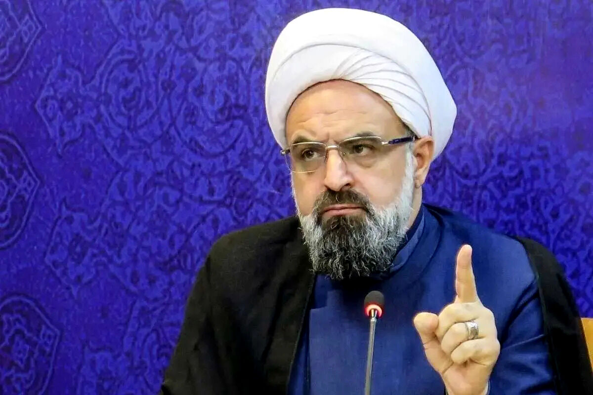 

۵۰۰ وکیل جهادی از آمران به معروف حمایت می‌کنند
