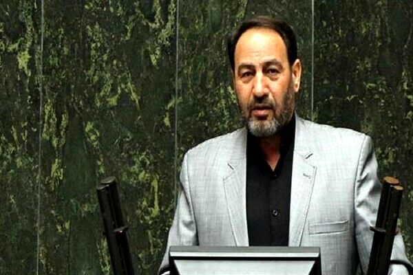 
دولت در مسیر ساماندهی استخدام کارکنان با مجلس همراه شود