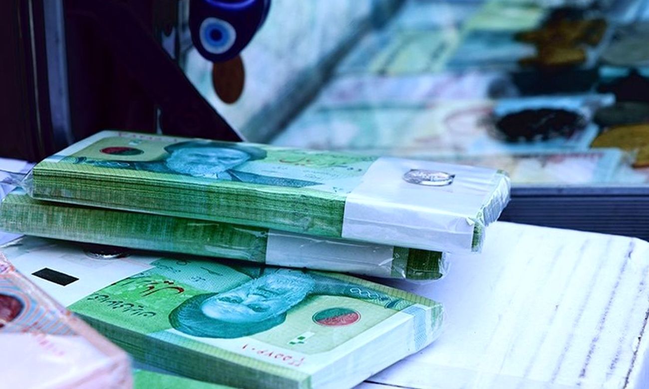 مزد حقوق‌بگیران دولت در سال آینده 20 درصد افزایش می‌یابد