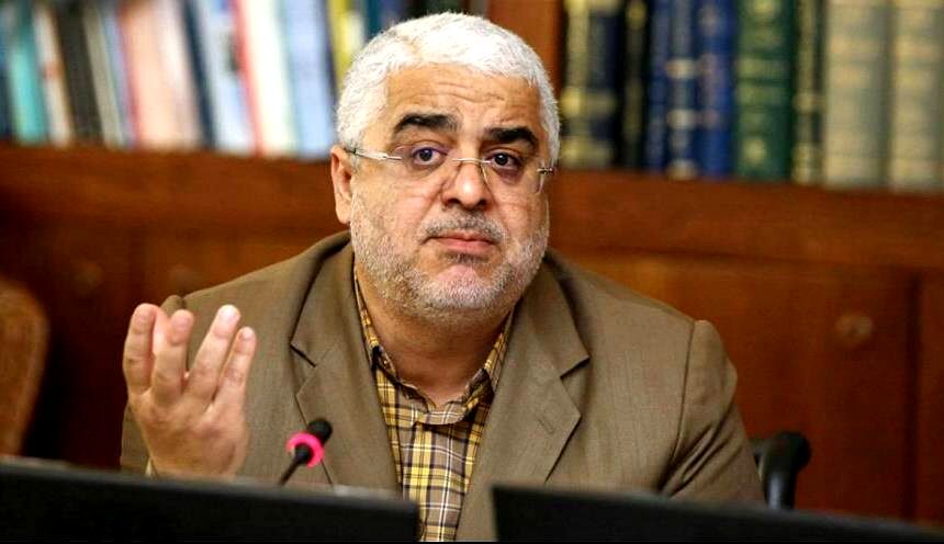 
رزومه برخی افراد، پیاده‌روی اربعین است

