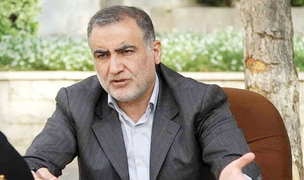 اولویت اول مردم گذران زندگی و معیشت است نه حجاب