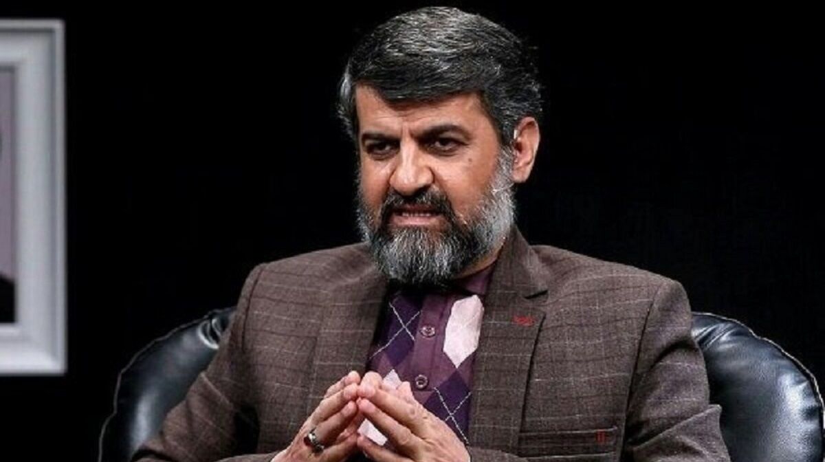 حمید رسایی «شکایت» کرد،


مهدی نصیری «احضار» شد