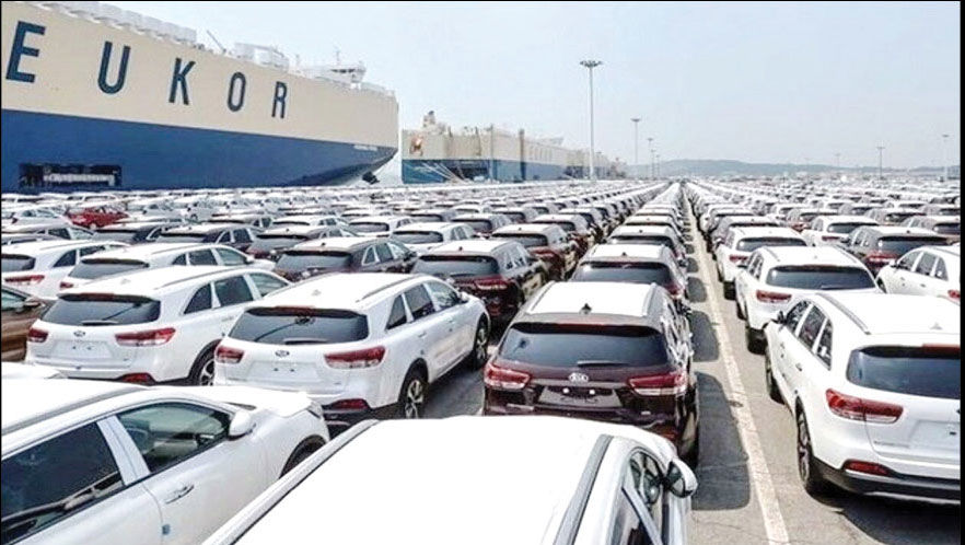 مخالفان واردات خودرو، کاسبان پشت‌صحنه آن هستند